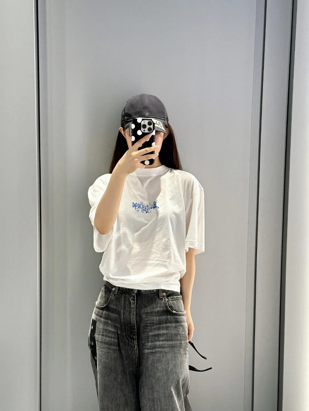 BALENCIAGA BLCG SKETCHY T
